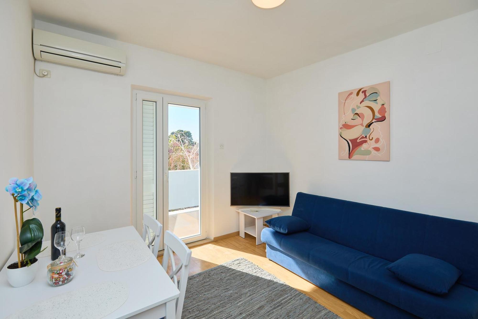 Benji Apartment